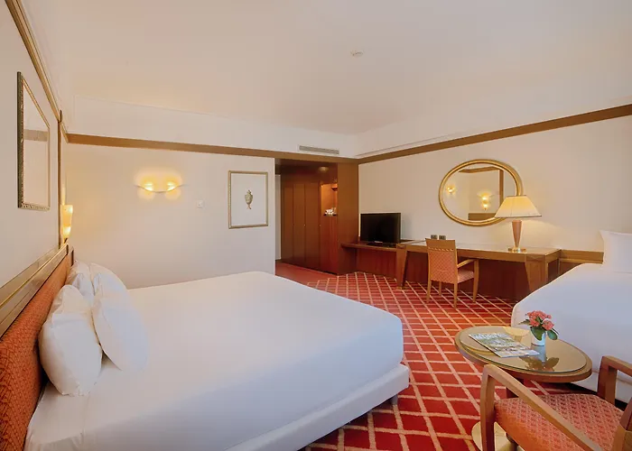 Otel Nh Carpegna 4*