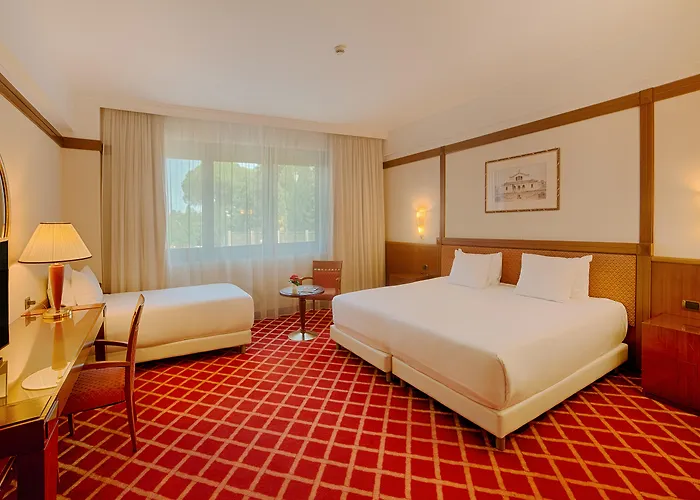 Nh Carpegna Hotel 4*