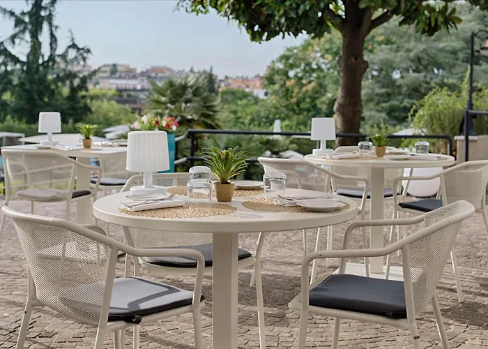 Otel Nh Carpegna