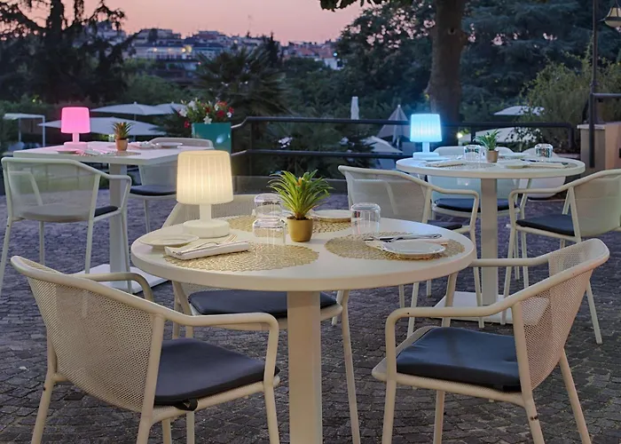 Nh Carpegna Otel