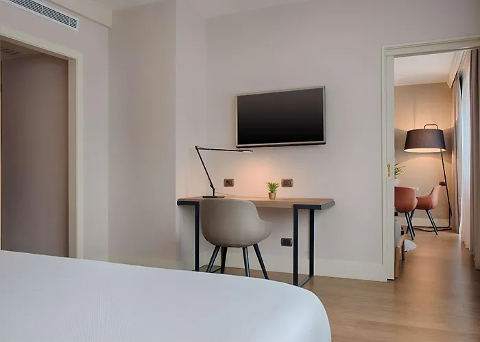 Otel Nh Carpegna 4*