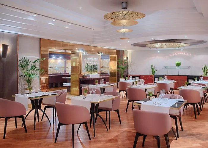 Nh Carpegna Otel 4*