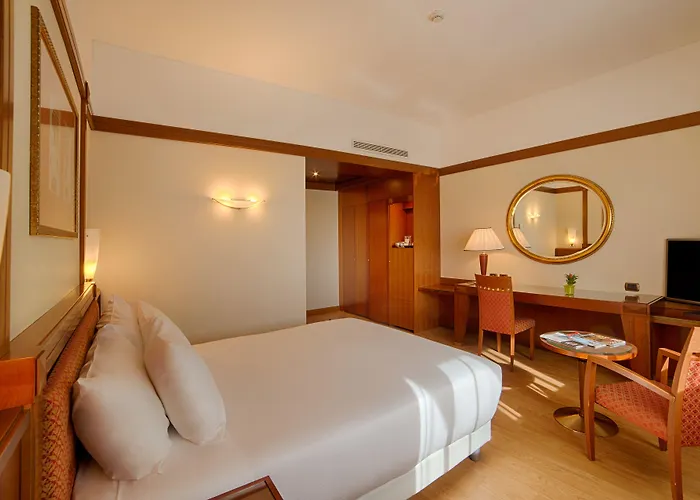 Nh Carpegna Otel Roma
