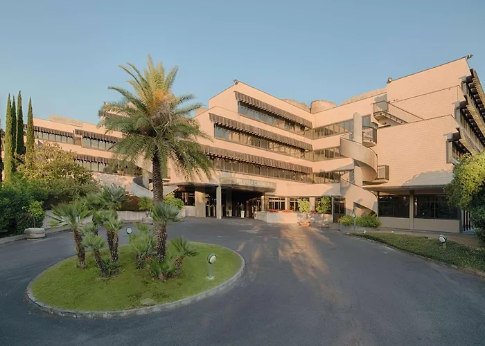 Otel Nh Carpegna 4*
