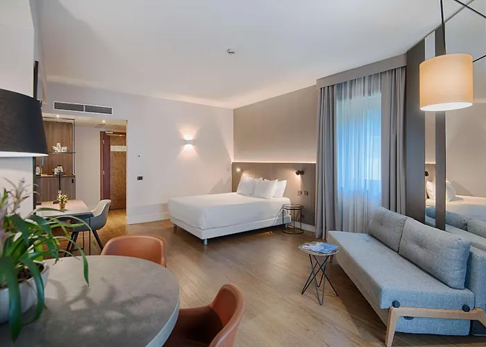 Otel Nh Carpegna