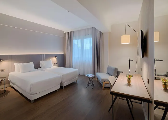 Otel Nh Carpegna 4*
