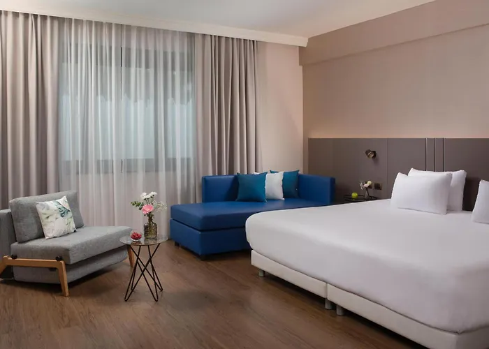 Otel Nh Carpegna Roma