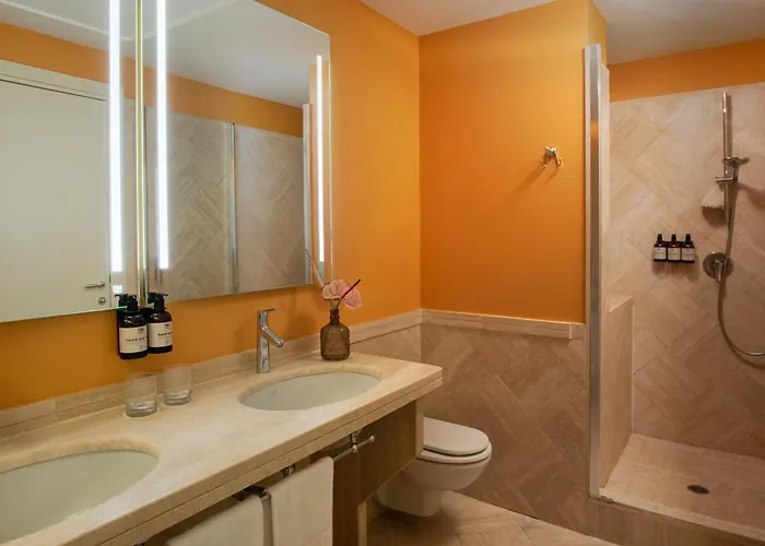 Nh Carpegna Otel 4*