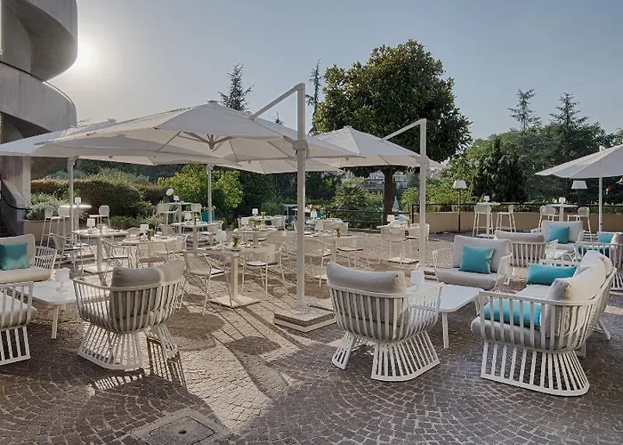 Nh Carpegna Hotel 4*